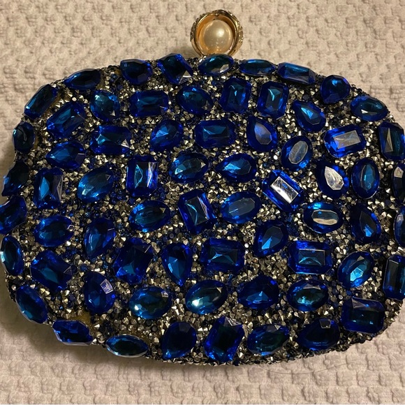 Blue Crystal Gemstone Clutch Purse for Women With Round Pearl Clasp - Picture 3 of 8